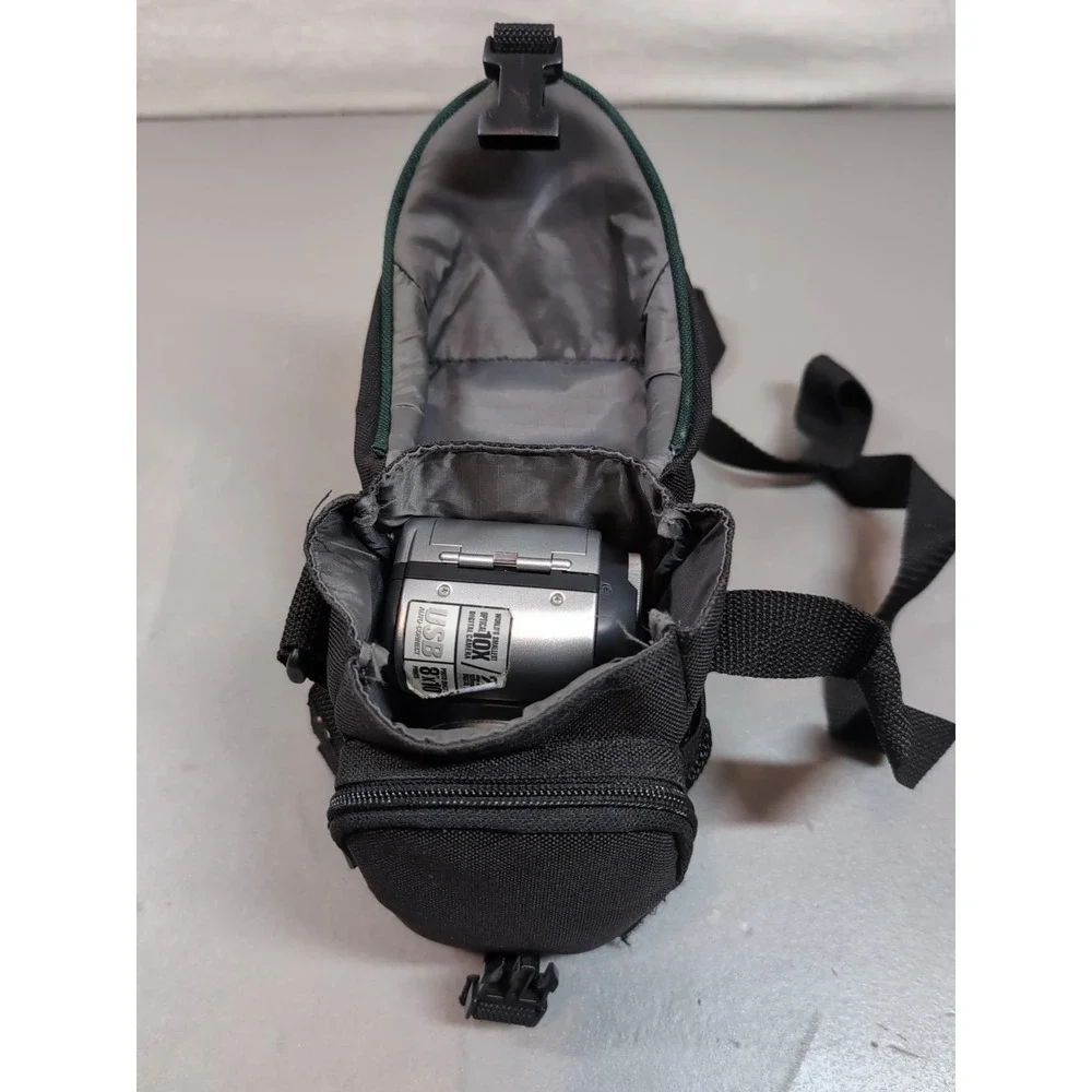 Olympus camedia 700